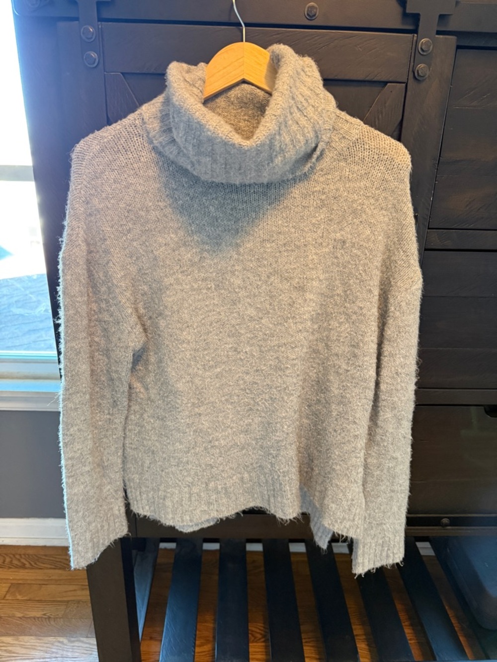 Lulus Cozy Women's Light Gray Turtleneck Sweater